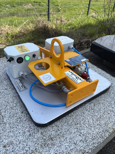 Palonnier a Ventouses pour la manipulation de pierre et beton