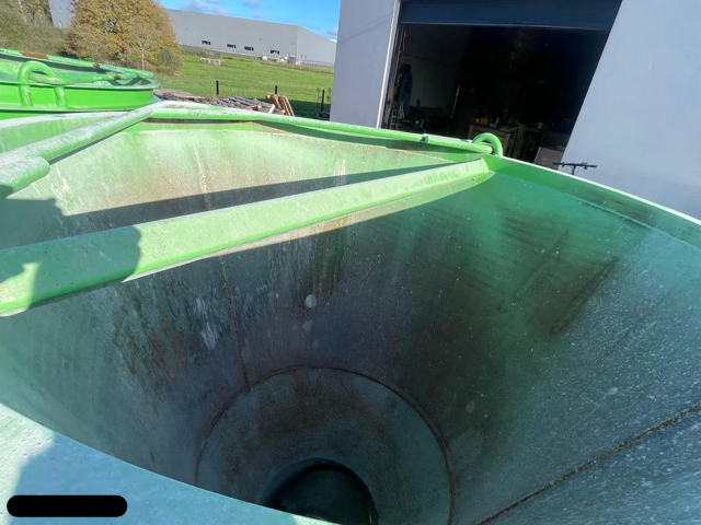 CMU 3700 kg
Équipement en excellent état