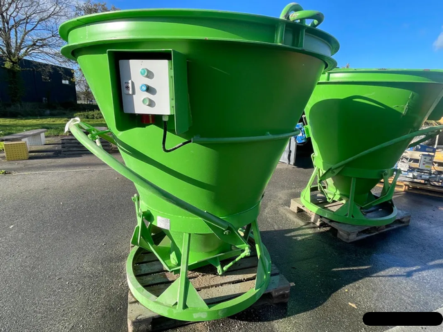 Avec vibreur intégré et boîtier de commande
Matériel chantier robuste et disponible rapidement