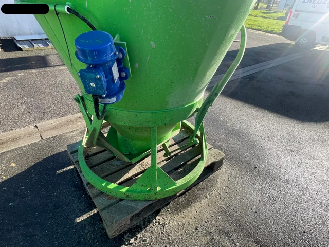 Distribution du béton plus fluide et sécurisée
Expédition possible en France et Belgique, Europe